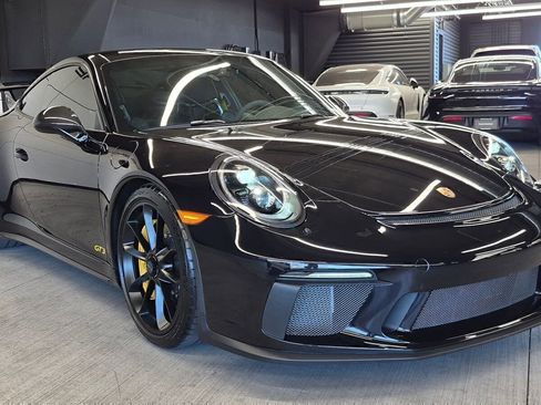 Certified 2019 Porsche 911 GT3 image 8