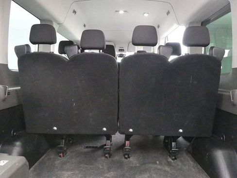 Used 2022 Ford Transit 350 XLT image 10