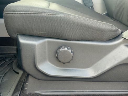 Used 2020 Ford F150 XL w/ Equipment Group 101A Mid RWD image 16