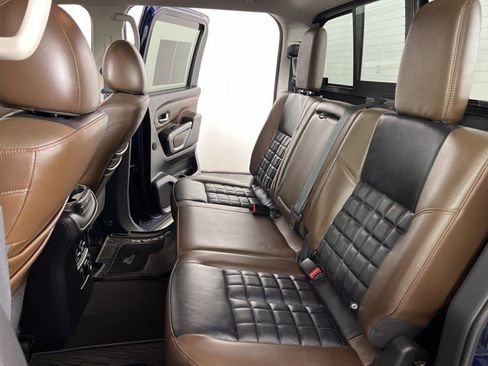 Used 2018 Nissan Titan Platinum Reserve RWD image 37