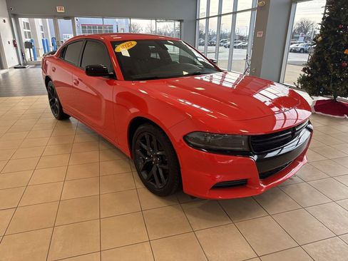 Used 2022 Dodge Charger SXT w/ Blacktop Package image 5