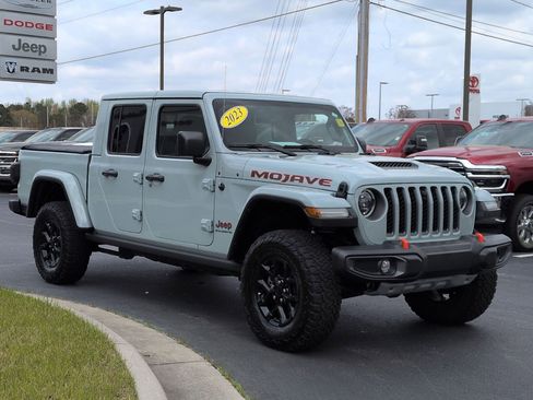 Certified 2023 Jeep Gladiator Mojave w/ LED Lighting Group AWD/4WD image 3