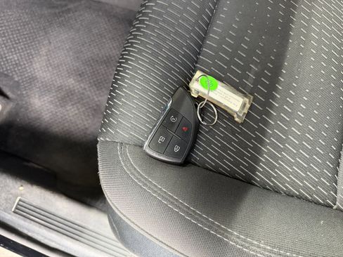 Used 2025 Chevrolet Equinox LT image 22