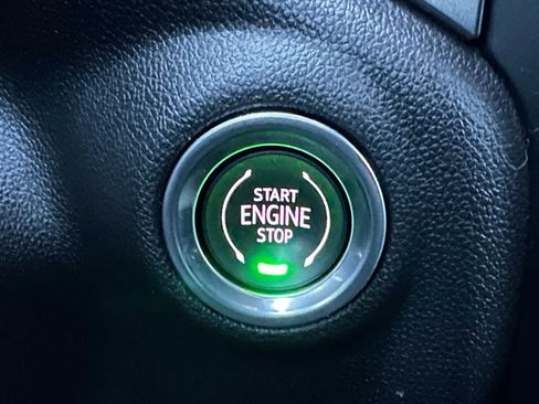 Used 2020 Chevrolet Silverado 1500 LT w/ All-Star Edition image 34