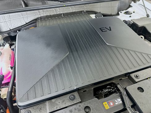 Used 2024 Hyundai Kona SEL FWD image 32