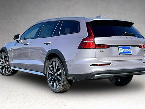 New 2026 Volvo V60 B5 Cross Country Ultra w/ Protection Package Premier image 3
