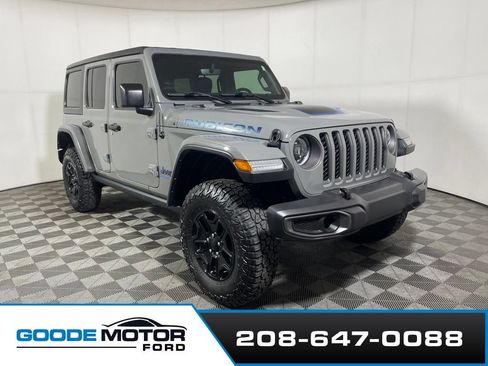Used 2023 Jeep Wrangler Unlimited Rubicon 4xe AWD/4WD image 2