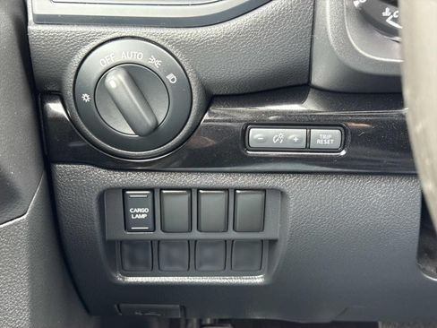 Used 2023 Nissan Titan SV w/ Accessory Utility Package AWD/4WD image 17