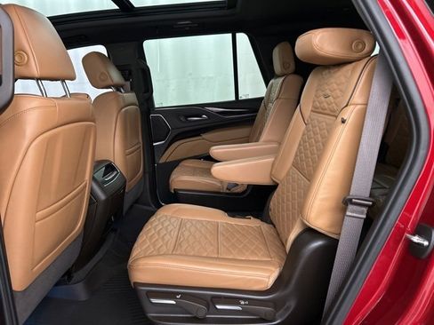 Used 2024 Cadillac Escalade Sport w/ LPO, Floor Liner Package image 28