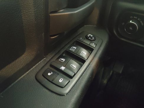 Used 2022 RAM 2500 Tradesman w/ Protection Group AWD/4WD image 27