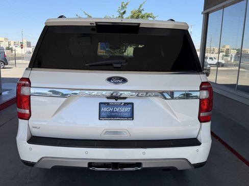 Used 2019 Ford Expedition XLT RWD image 7