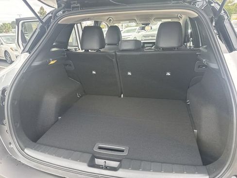 New 2026 Nissan Kicks SR image 12