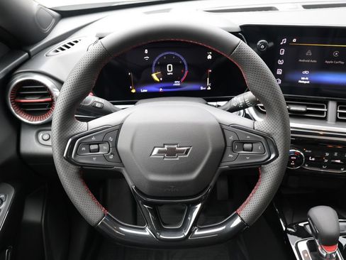 New 2026 Chevrolet Trax RS w/ Sunroof Package FWD image 14