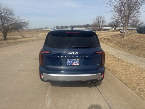 Used 2023 Kia Telluride SX image 4