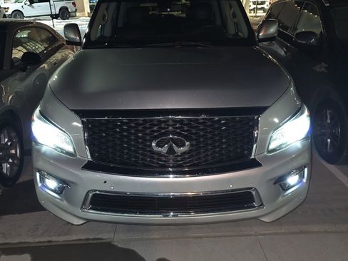 Used 2017 INFINITI QX80 4WD w/ Driver Assistance Package image 1