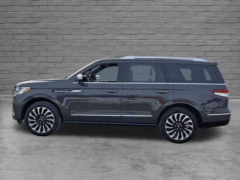 Used 2023 Lincoln Navigator Black Label AWD/4WD image 7
