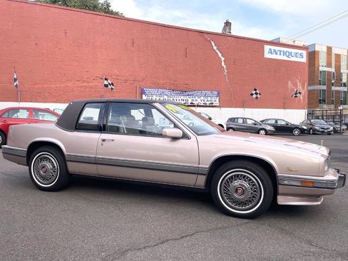 Used 1991 Cadillac Eldorado Coupe image 22