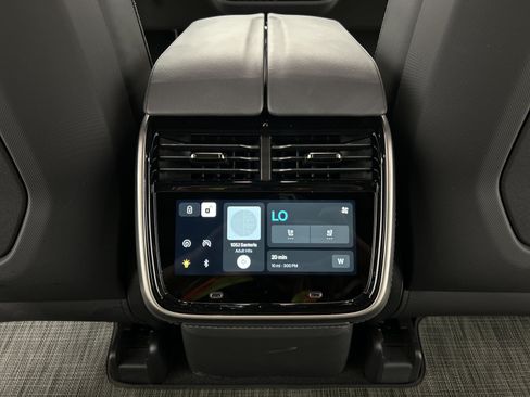 Used 2024 Rivian R1S Adventure Quad AWD/4WD image 30