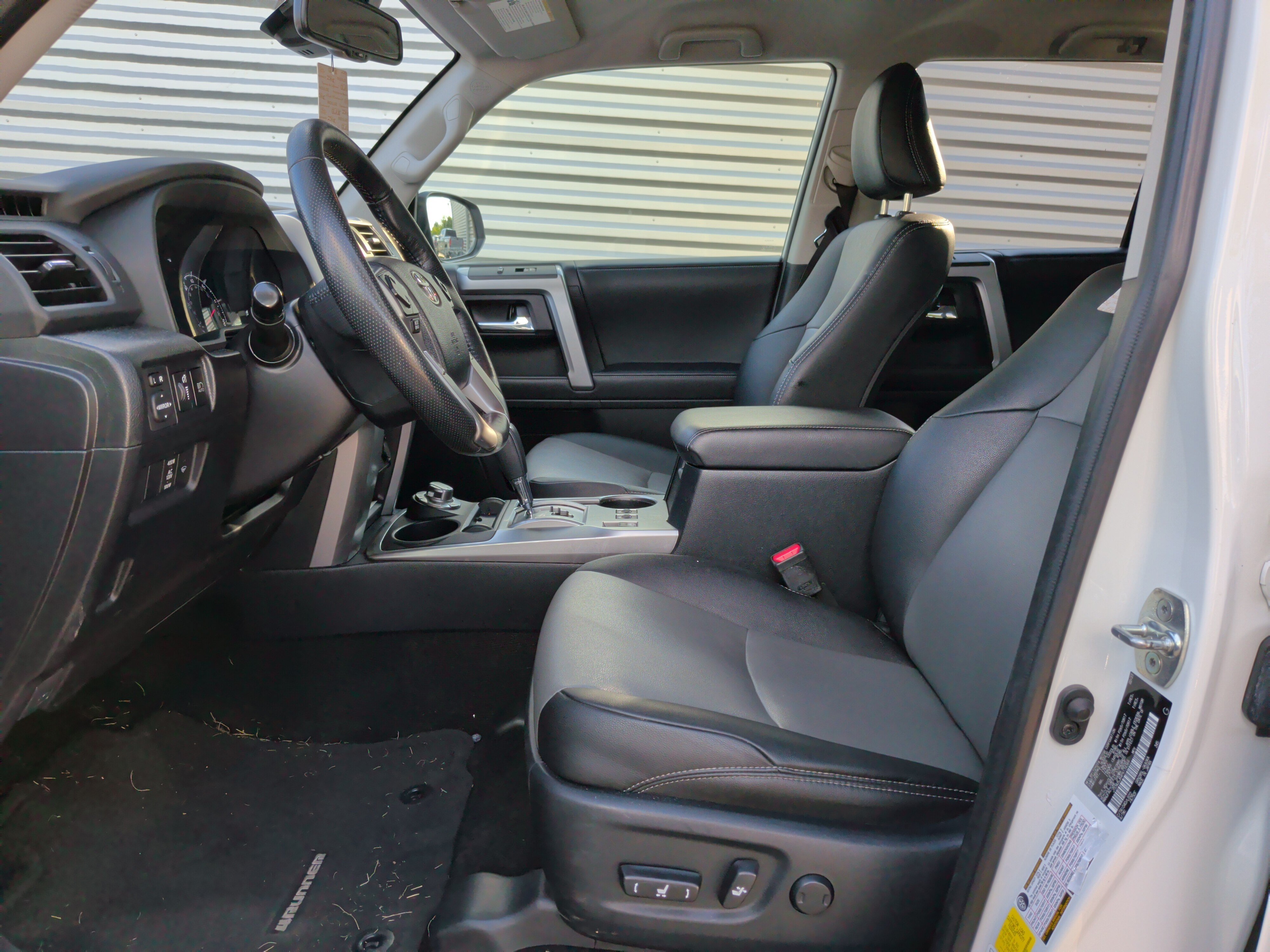 Used 2023 Toyota 4Runner SR5 Premium AWD/4WD image 15