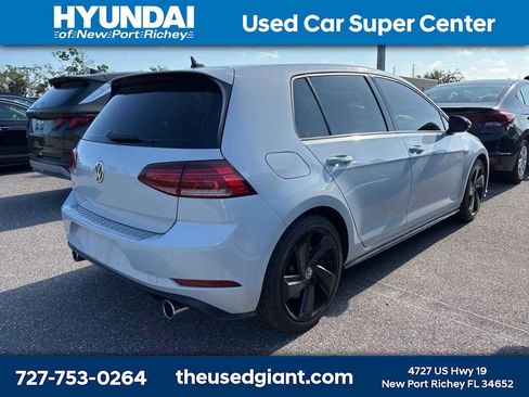 Used 2019 Volkswagen GTI SE FWD image 3