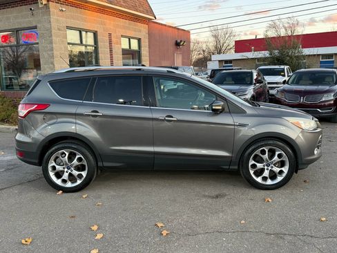Used 2014 Ford Escape Titanium image 4