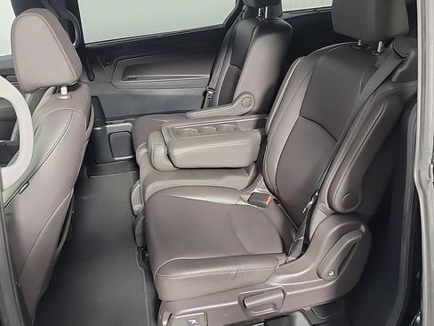 Used 2020 Honda Odyssey Elite image 17