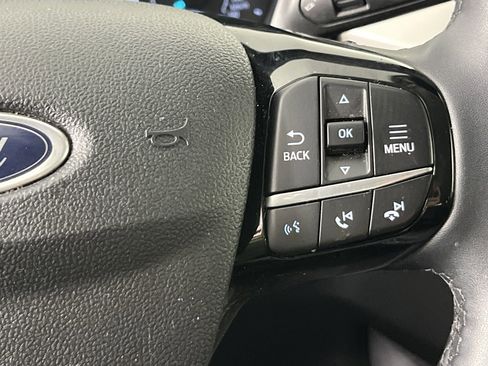 Used 2022 Ford Escape SEL image 18