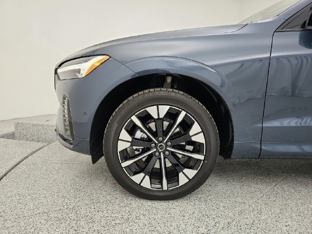 New 2026 Volvo XC60 B5 Plus w/ Climate Package AWD/4WD image 51