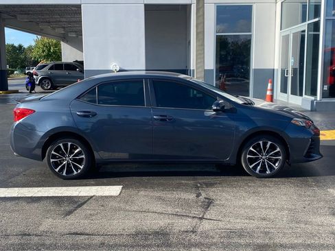 Used 2019 Toyota Corolla SE FWD image 11