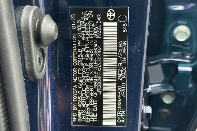 Used 2025 Toyota Corolla LE FWD image 29