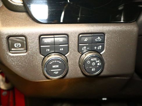 Used 2023 Chevrolet Silverado 1500 High Country w/ Z71 Off-Road Package image 41