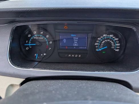 Used 2013 Ford Taurus SE FWD image 9