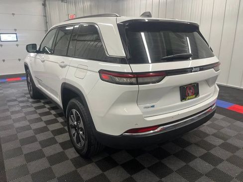 Used 2023 Jeep Grand Cherokee 4WD 4xe image 7