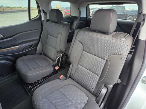 Used 2022 GMC Acadia SLE w/ Driver Convenience Package AWD/4WD image 17
