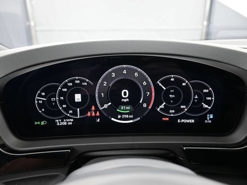 Certified 2026 Porsche Cayenne E-Hybrid AWD/4WD image 19