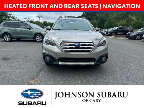 Used 2017 Subaru Outback 2.5i Limited AWD/4WD image 2