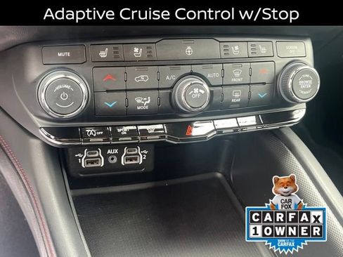 Used 2024 Dodge Durango GT image 18