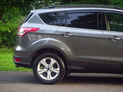 Used 2014 Ford Escape SE w/ Equipment Group 201A AWD/4WD image 22