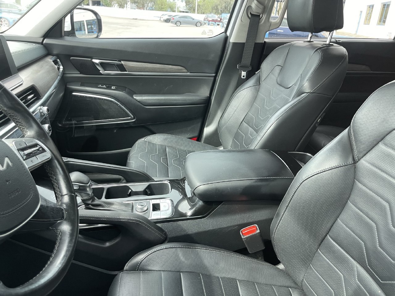 Used 2022 Kia Telluride SX w/ SX Prestige Package AWD/4WD image 10