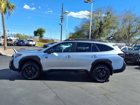 Used 2023 Subaru Outback Wilderness image 17