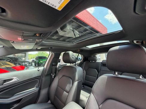 Used 2019 Mercedes-Benz GLA 250 4MATIC image 26