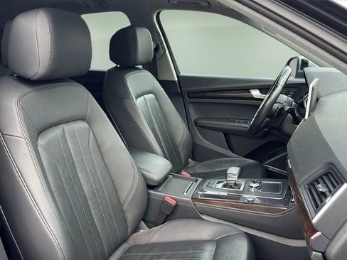 Used 2019 Audi Q5 2.0T Premium Plus w/ Premium Plus Package image 25