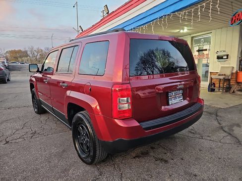 Used 2016 Jeep Patriot Sport image 16