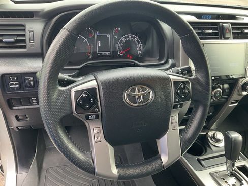 Used 2022 Toyota 4Runner SR5 image 3