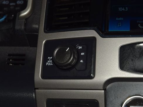 Used 2022 Ford F250 Lariat w/ Snow Plow Prep Package image 35