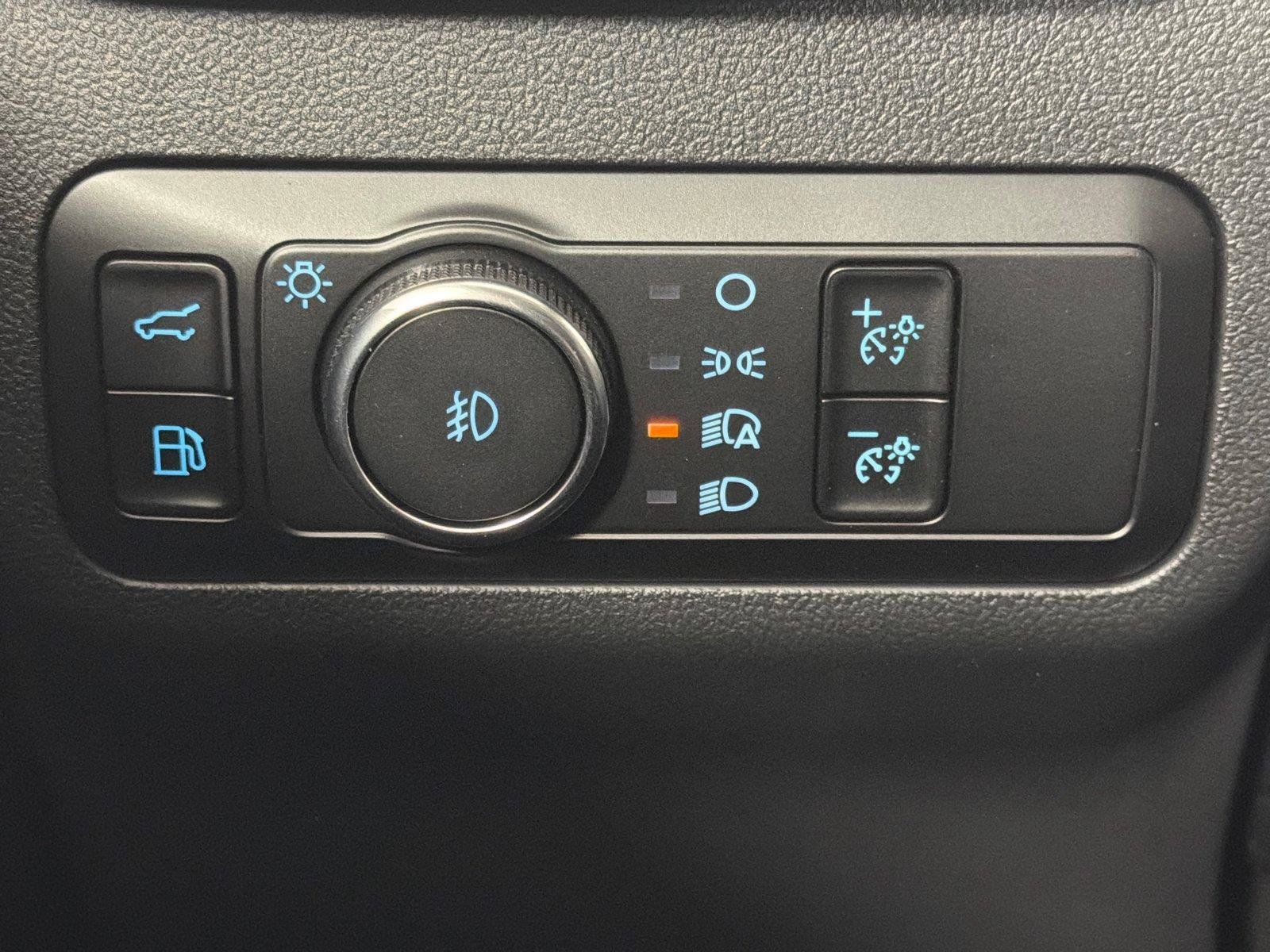 Used 2025 Ford Escape SE FWD image 29