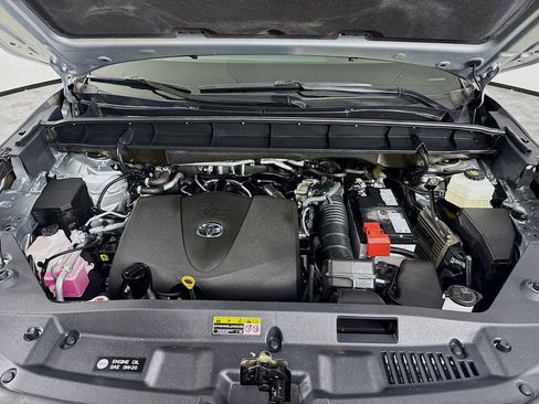 Certified 2022 Toyota Highlander XLE image 31