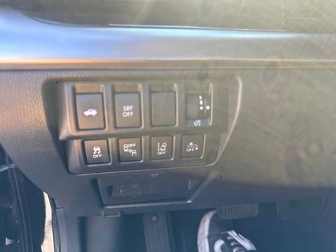 Used 2017 Subaru Legacy 2.5i Sport AWD/4WD image 12