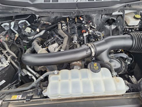 Used 2024 Ford F150 XLT w/ Mobile Office Package image 29