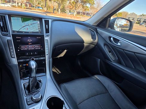 Used 2014 INFINITI Q50 Premium w/ Navigation Package image 29